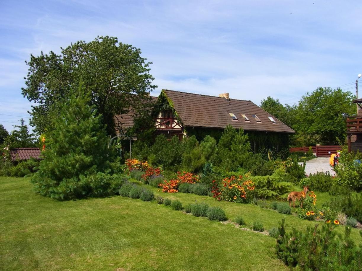 Dom Pod Roza Wiatrow: Tranquil Retreat Near Miedzyzdroje Villa Exterior photo